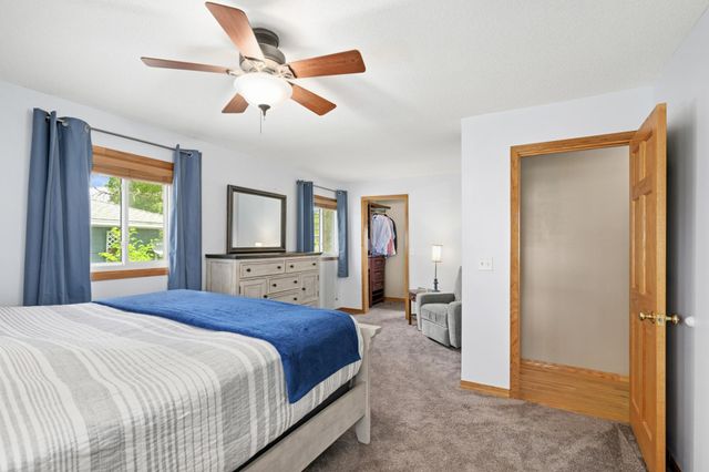 16645 Flagstaff Avenue W, Rosemount, MN 55068
