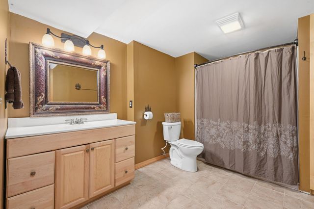 16645 Flagstaff Avenue W, Rosemount, MN 55068