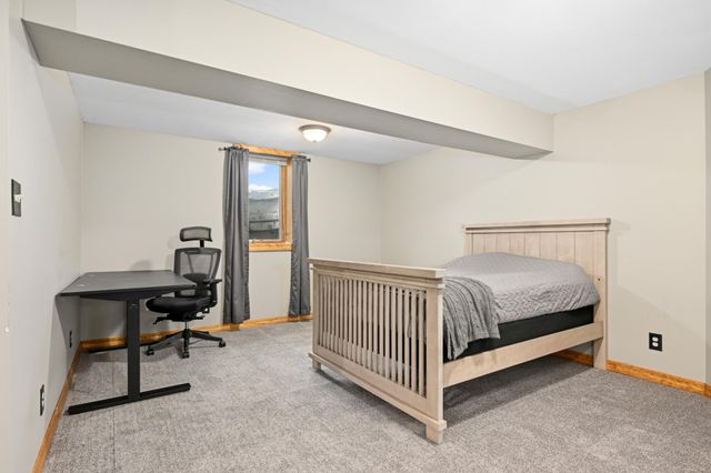 16645 Flagstaff Avenue W, Rosemount, MN 55068