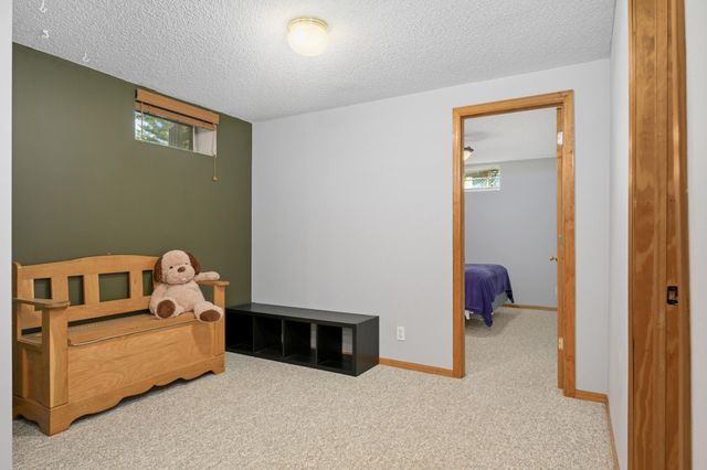 16645 Flagstaff Avenue W, Rosemount, MN 55068