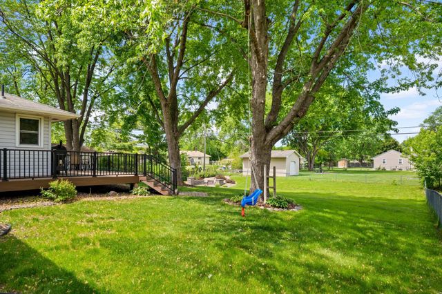 16645 Flagstaff Avenue W, Rosemount, MN 55068