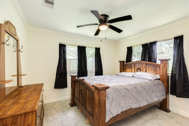610 Marion Lane, West Columbia, TX 77486