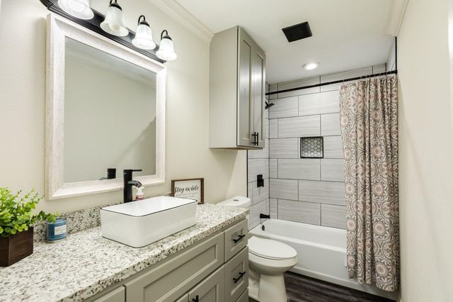 610 Marion Lane, West Columbia, TX 77486