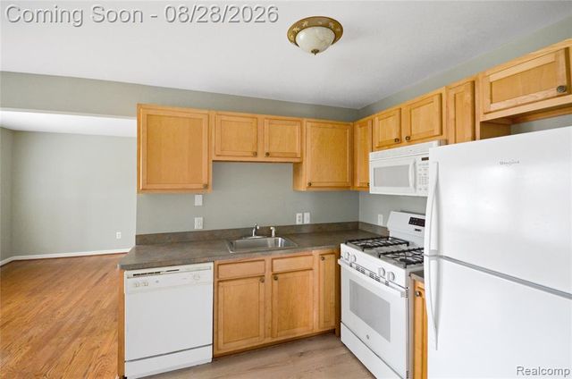 11410 Canal Road 205, Sterling Heights, MI 48314