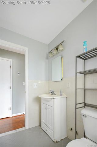 11410 Canal Road 205, Sterling Heights, MI 48314