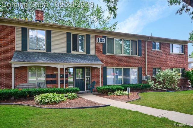 11410 Canal Road 205, Sterling Heights, MI 48314