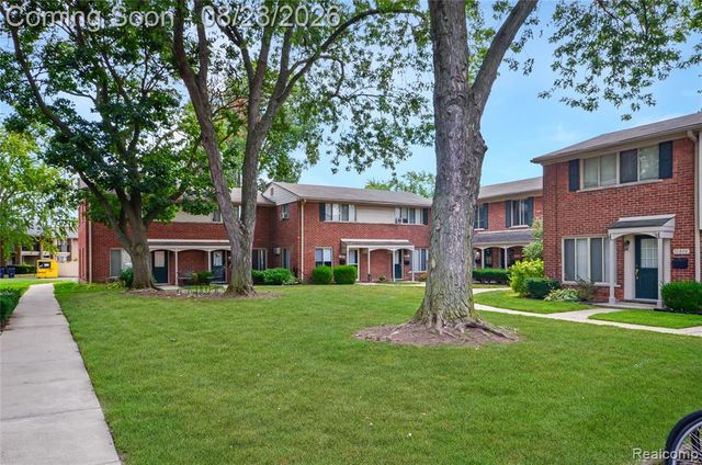 11410 Canal Road 205, Sterling Heights, MI 48314
