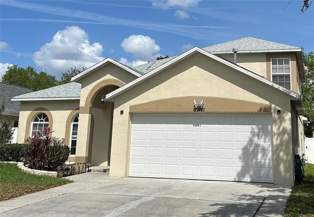 27452 SKY LAKE CIRCLE, Wesley Chapel, FL 33544