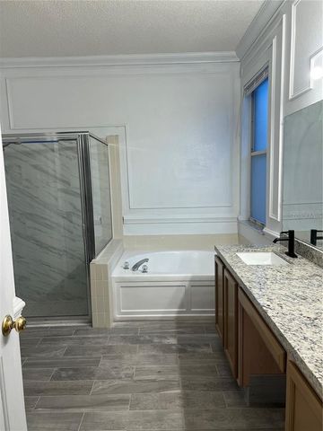 27452 SKY LAKE CIRCLE, Wesley Chapel, FL 33544