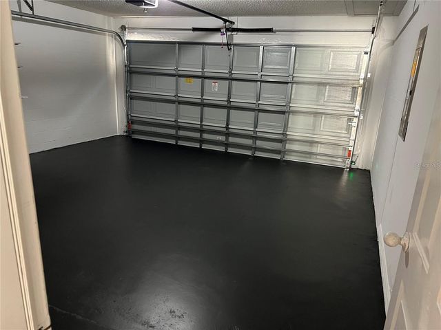 27452 SKY LAKE CIRCLE, Wesley Chapel, FL 33544