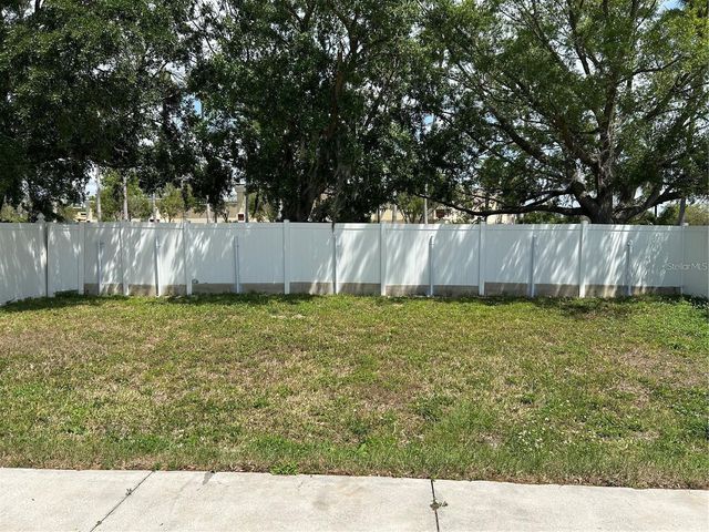 27452 SKY LAKE CIRCLE, Wesley Chapel, FL 33544