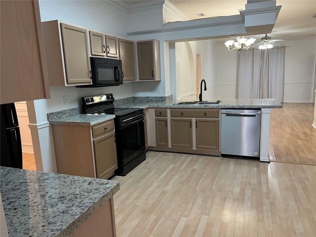 27452 SKY LAKE CIRCLE, Wesley Chapel, FL 33544