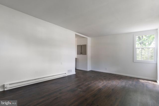 78 OLIVER RD, Enola, PA 17025