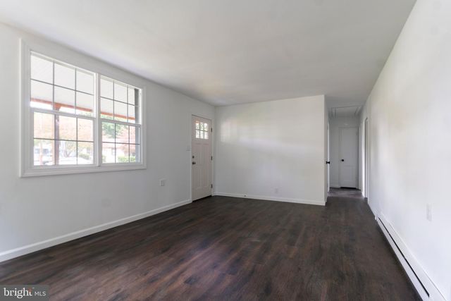 78 OLIVER RD, Enola, PA 17025