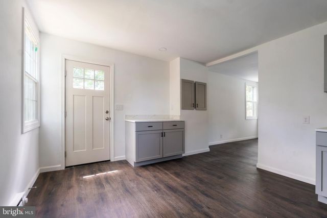 78 OLIVER RD, Enola, PA 17025