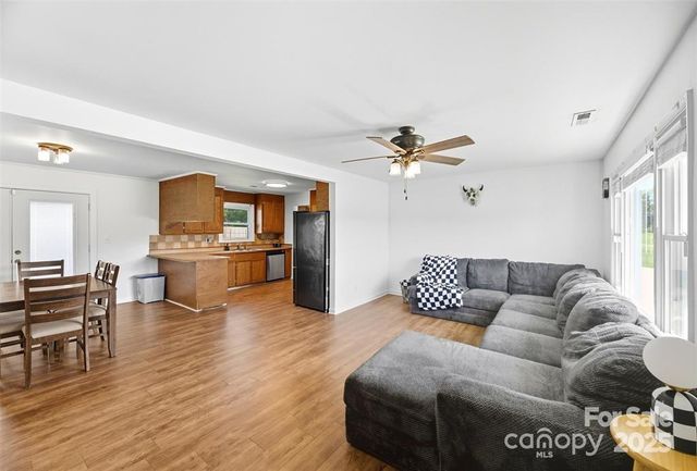 631 Marys Grove Church Road, Kings Mountain, NC 28086