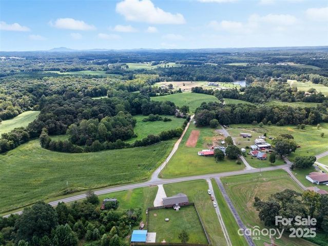 631 Marys Grove Church Road, Kings Mountain, NC 28086