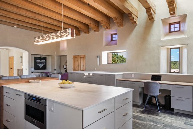 33 Spirit Court, Santa Fe, NM 87506
