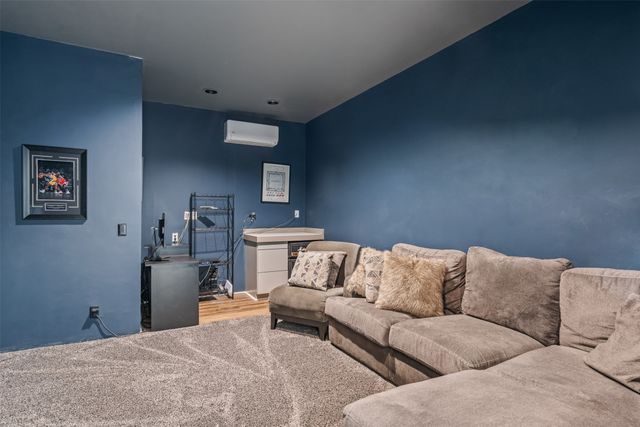 33 Spirit Court, Santa Fe, NM 87506
