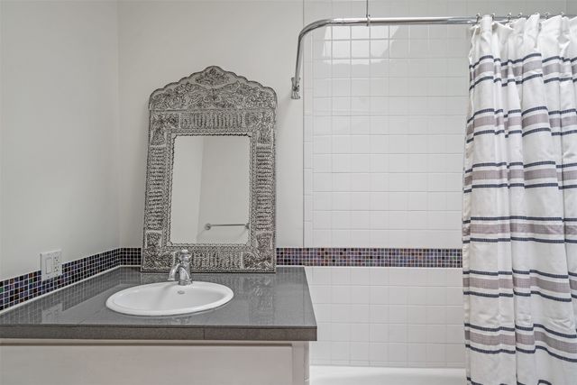 33 Spirit Court, Santa Fe, NM 87506