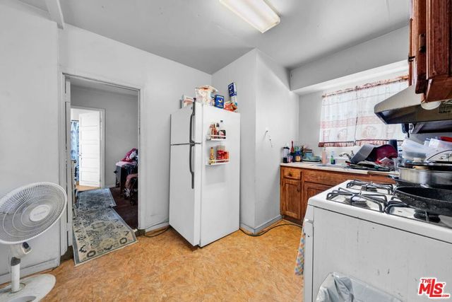 224 W 84th Street, Los Angeles, CA 90003