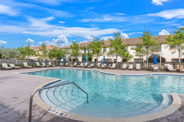 9596 Town Parc Cir N 9596, Parkland, FL 33076