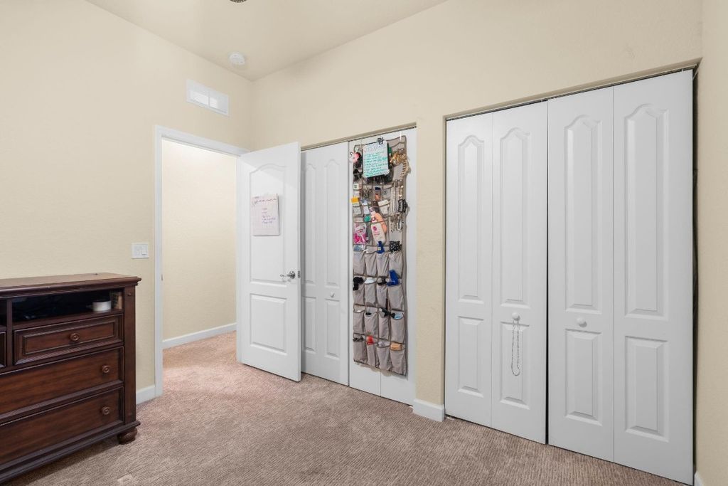 Image 15 of property listing at 9596 Town Parc Circle 9596, Parkland, FL 33076