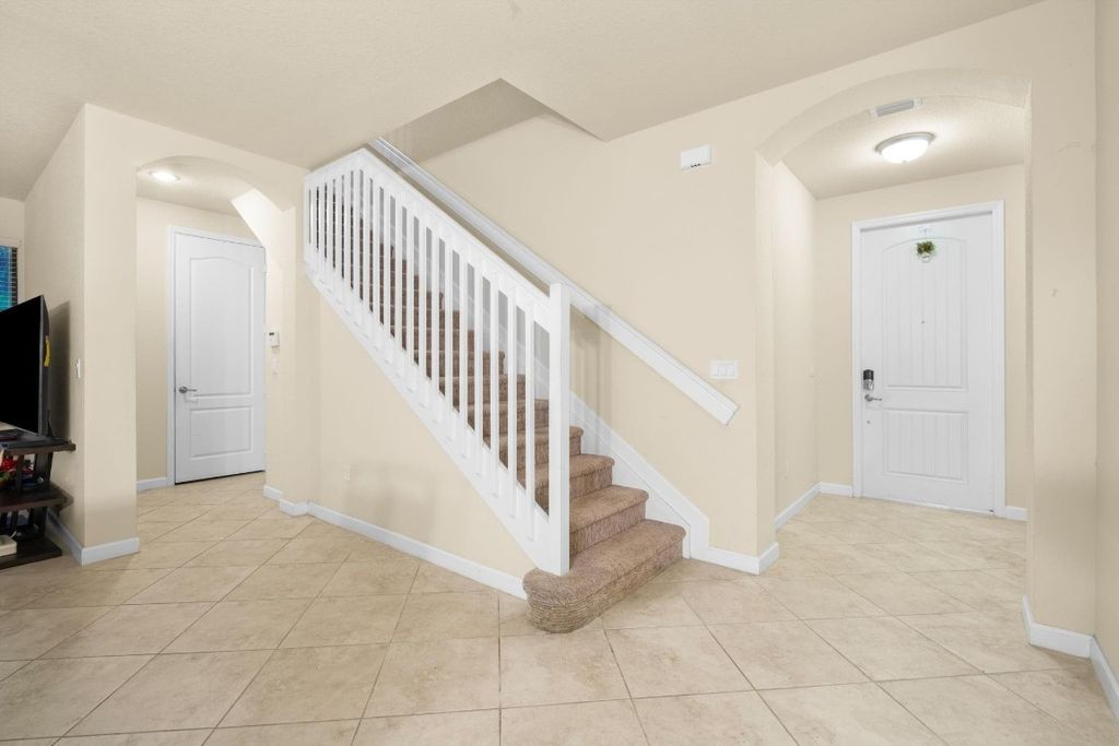 Image 20 of property listing at 9596 Town Parc Circle 9596, Parkland, FL 33076