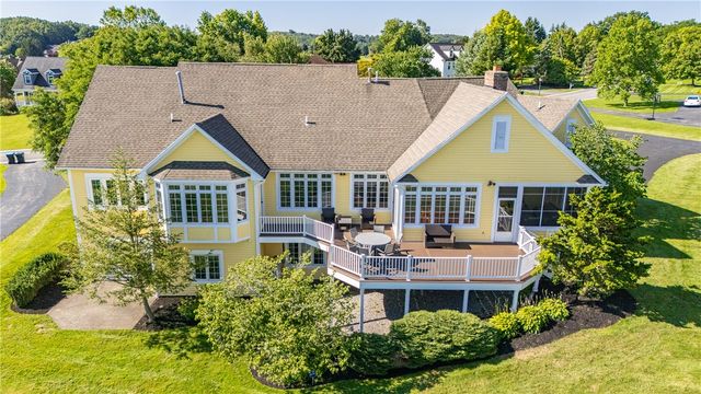 22 Cobblecreek Road, Victor, NY 14564