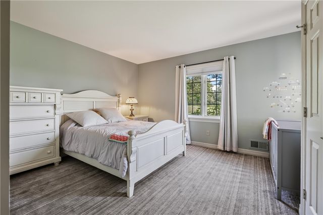22 Cobblecreek Road, Victor, NY 14564