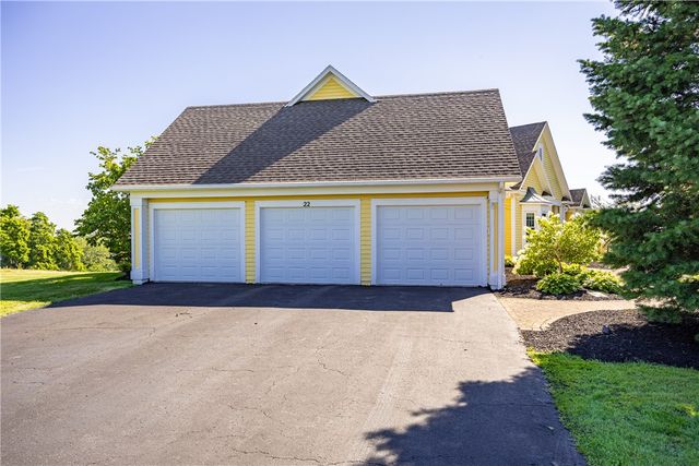 22 Cobblecreek Road, Victor, NY 14564