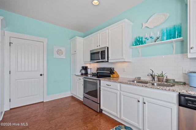 310 Harper Avenue 3b, Carolina Beach, NC 28428