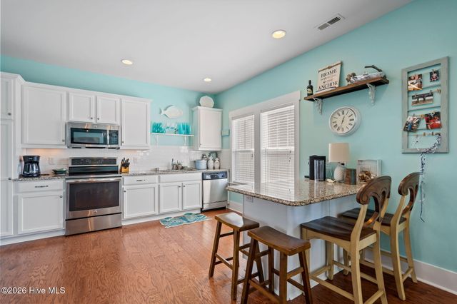 310 Harper Avenue 3b, Carolina Beach, NC 28428