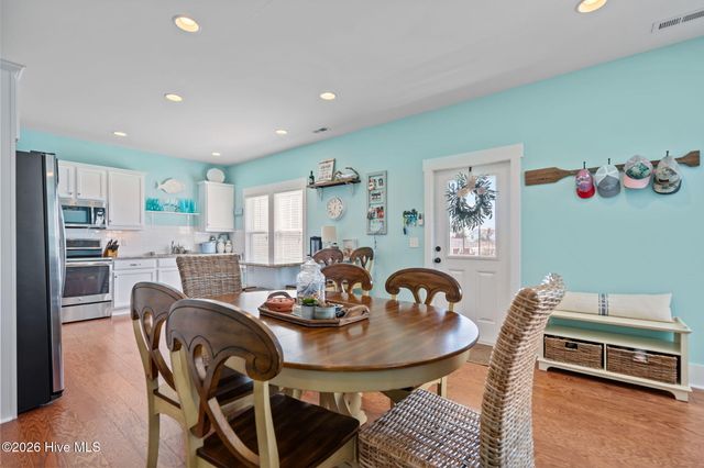 310 Harper Avenue 3b, Carolina Beach, NC 28428