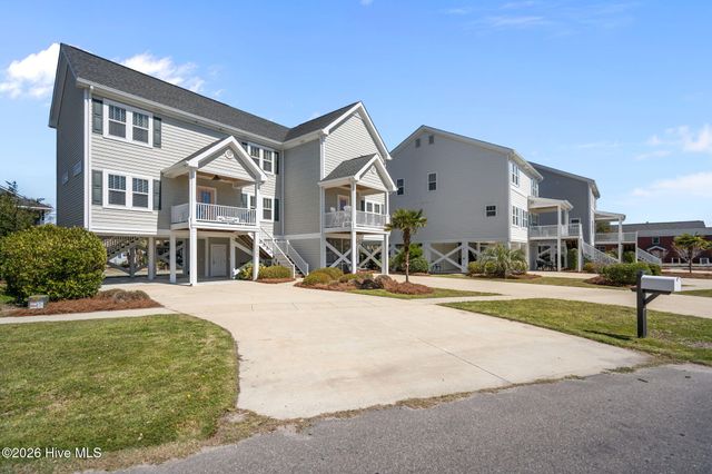 310 Harper Avenue 3b, Carolina Beach, NC 28428