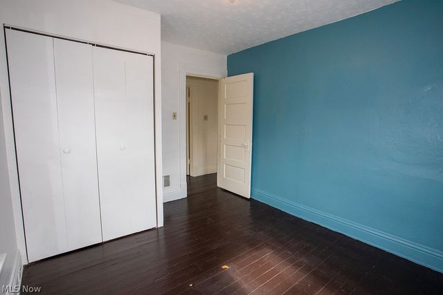 24 Sexton Street, Struthers, OH 44471