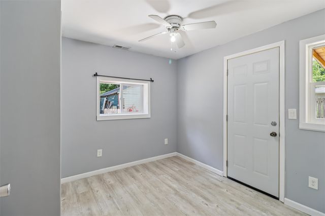 1431 E 15th Street, Des Moines, IA 50316