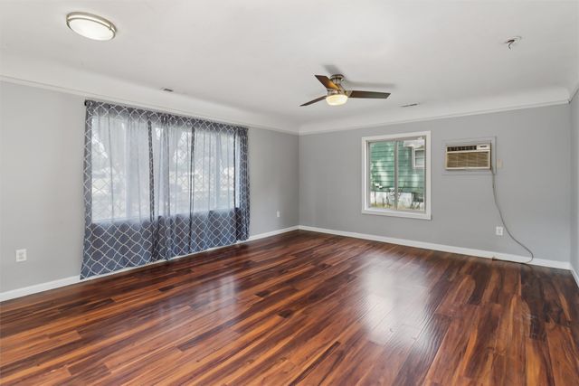 1431 E 15th Street, Des Moines, IA 50316