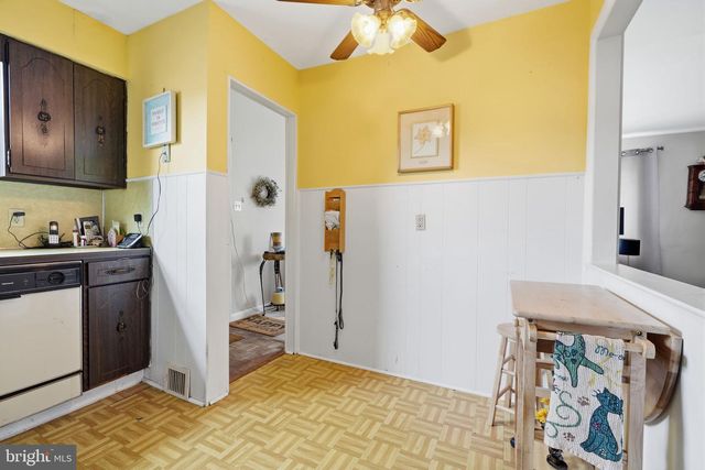 2012 TOMLINSON, Philadelphia, PA 19116