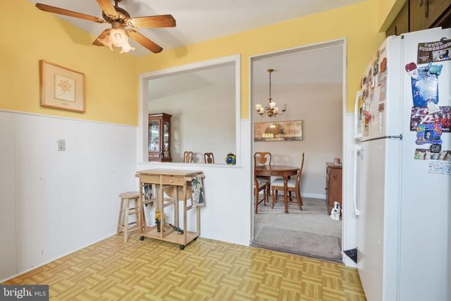 2012 TOMLINSON, Philadelphia, PA 19116