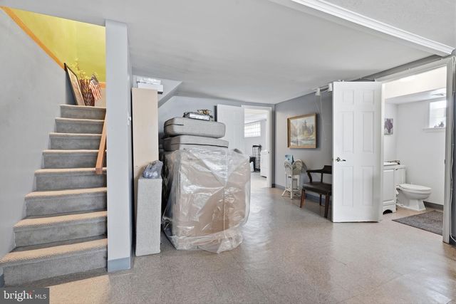 2012 TOMLINSON, Philadelphia, PA 19116