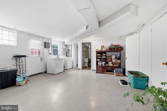 2012 TOMLINSON, Philadelphia, PA 19116