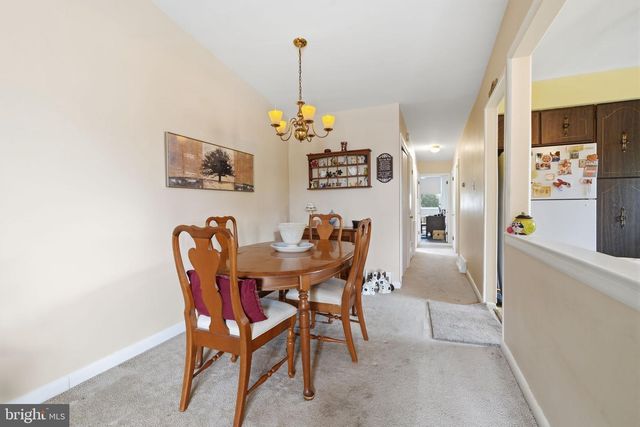 2012 TOMLINSON, Philadelphia, PA 19116
