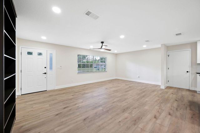11836 ORANGE STREET, San Antonio, FL 33576