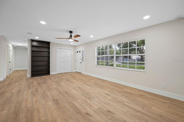 11836 ORANGE STREET, San Antonio, FL 33576