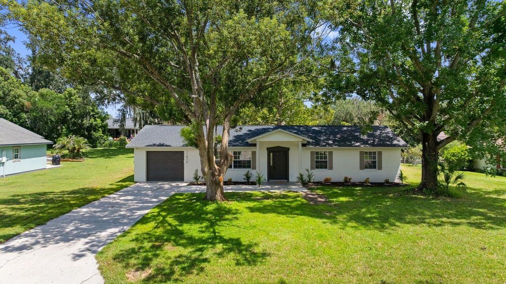 11836 ORANGE STREET, San Antonio, FL 33576
