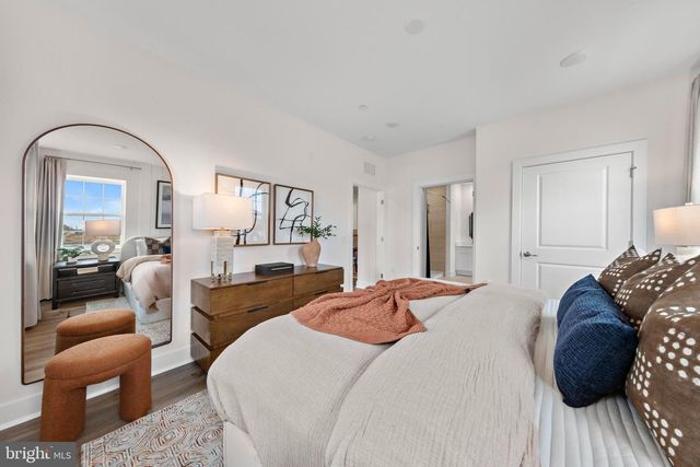 2108 PRINCE HALL, Pennington, NJ 08534