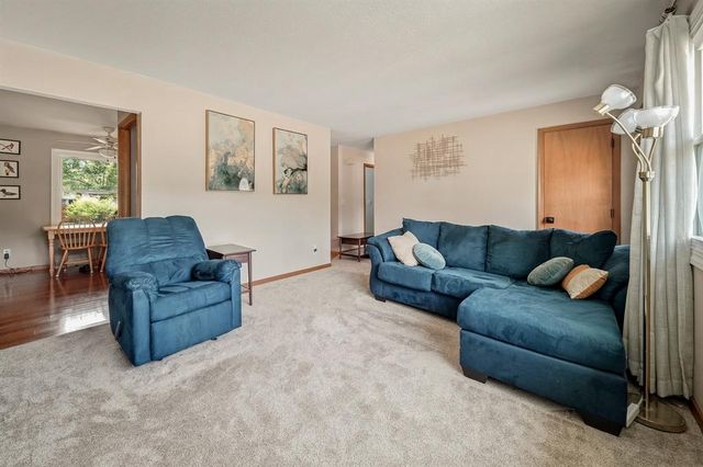325 Selma Street, Eau Claire, WI 54703