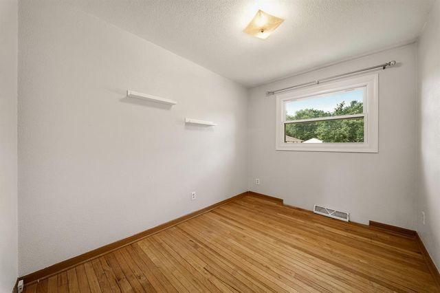 325 Selma Street, Eau Claire, WI 54703