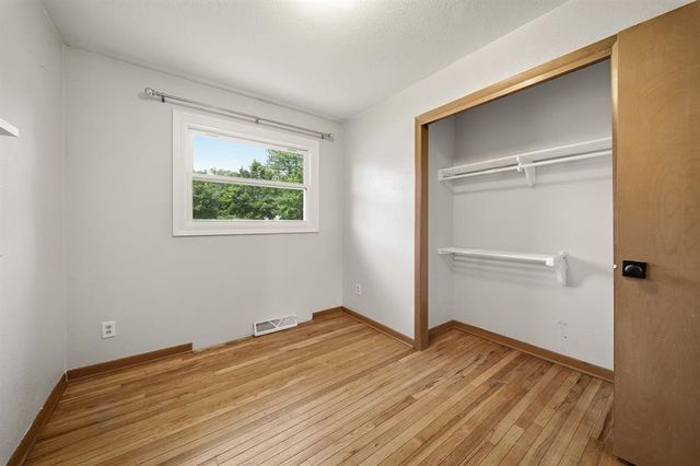 325 Selma Street, Eau Claire, WI 54703